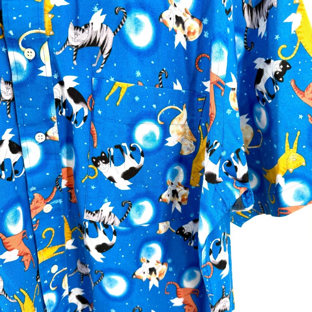 English Sports Shop Blue 100% Cotton Cat Novelty Print Shirt - Picture 3 of 7